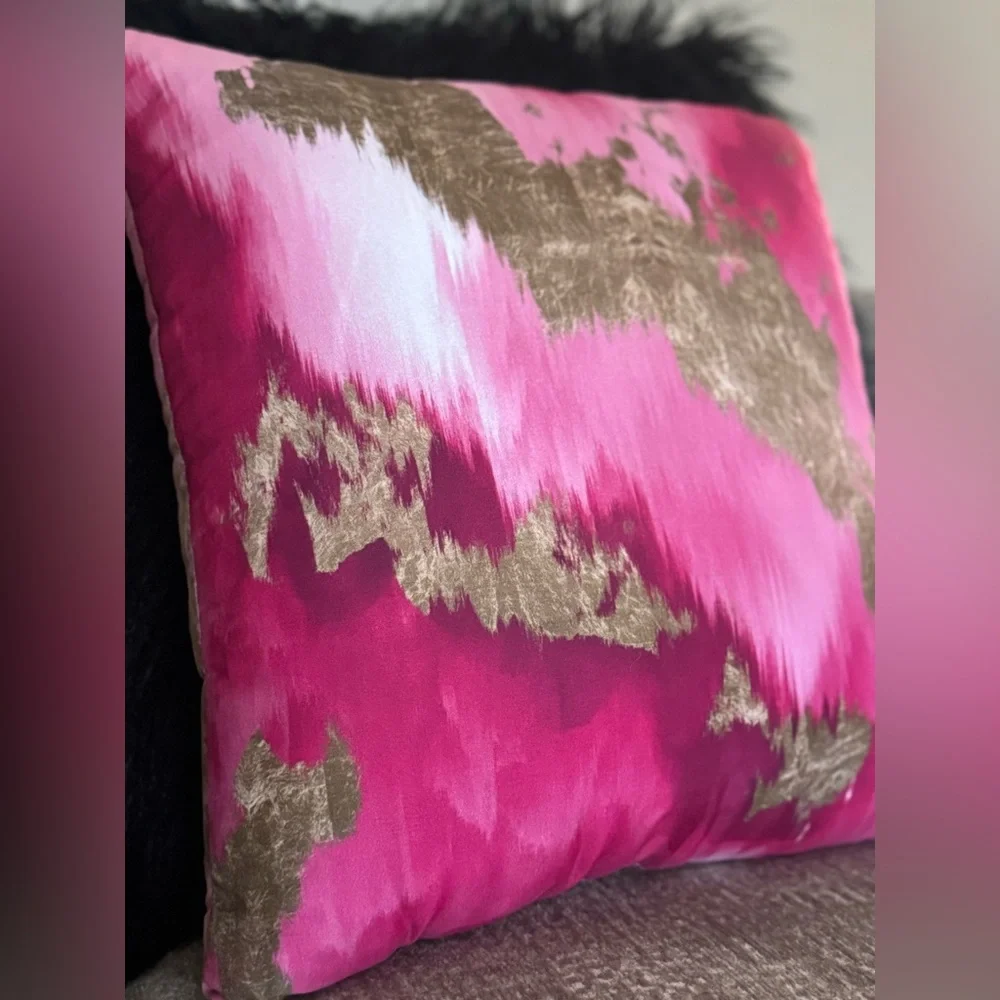 Abstract Pink & Gold Decorative Throw Pillow 'Vivanti Gold' NWOT